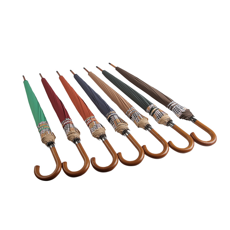 چه موادی معمولا برای پارچه های چتر استفاده می شود؟